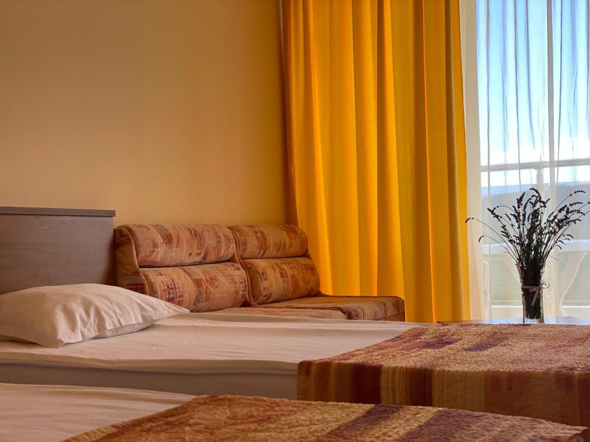 Hotel Plamena Palace Primorsko Luaran gambar