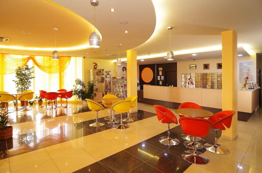 Hotel Plamena Palace Primorsko Luaran gambar