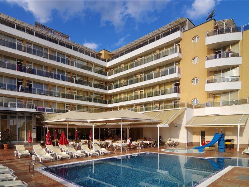 Hotel Plamena Palace Primorsko Luaran gambar