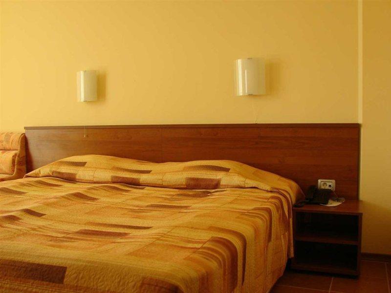 Hotel Plamena Palace Primorsko Luaran gambar
