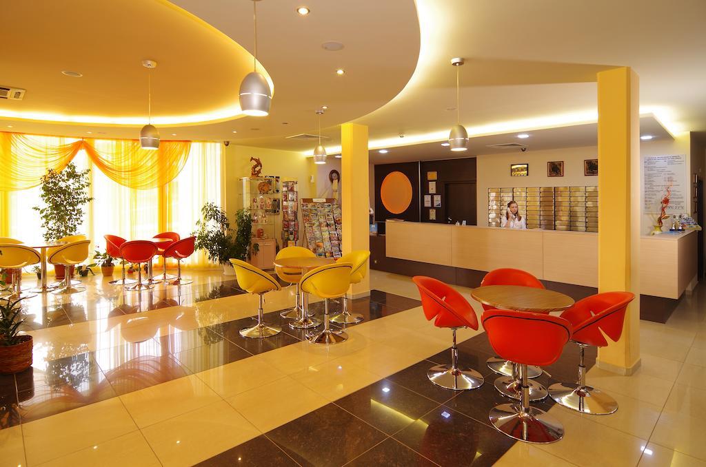Hotel Plamena Palace Primorsko Luaran gambar