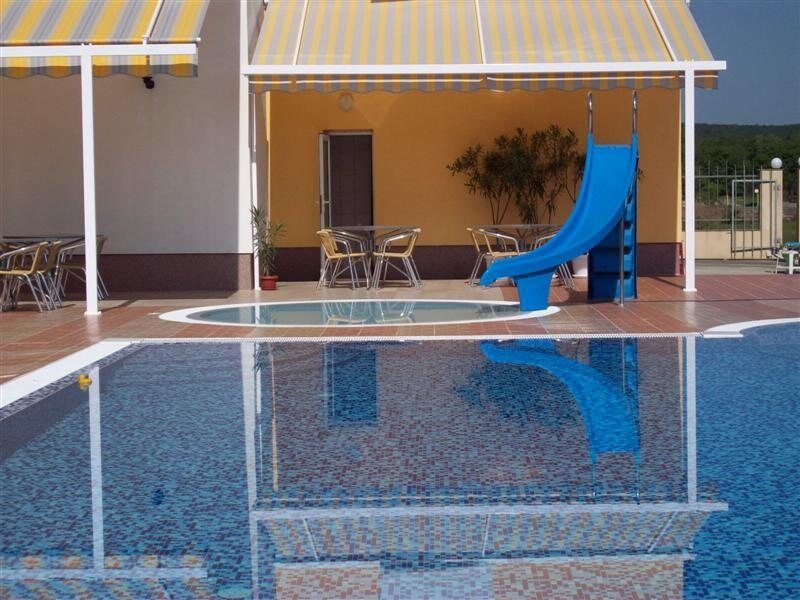 Hotel Plamena Palace Primorsko Luaran gambar