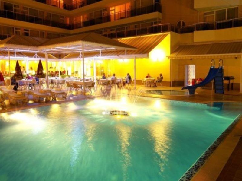 Hotel Plamena Palace Primorsko Luaran gambar